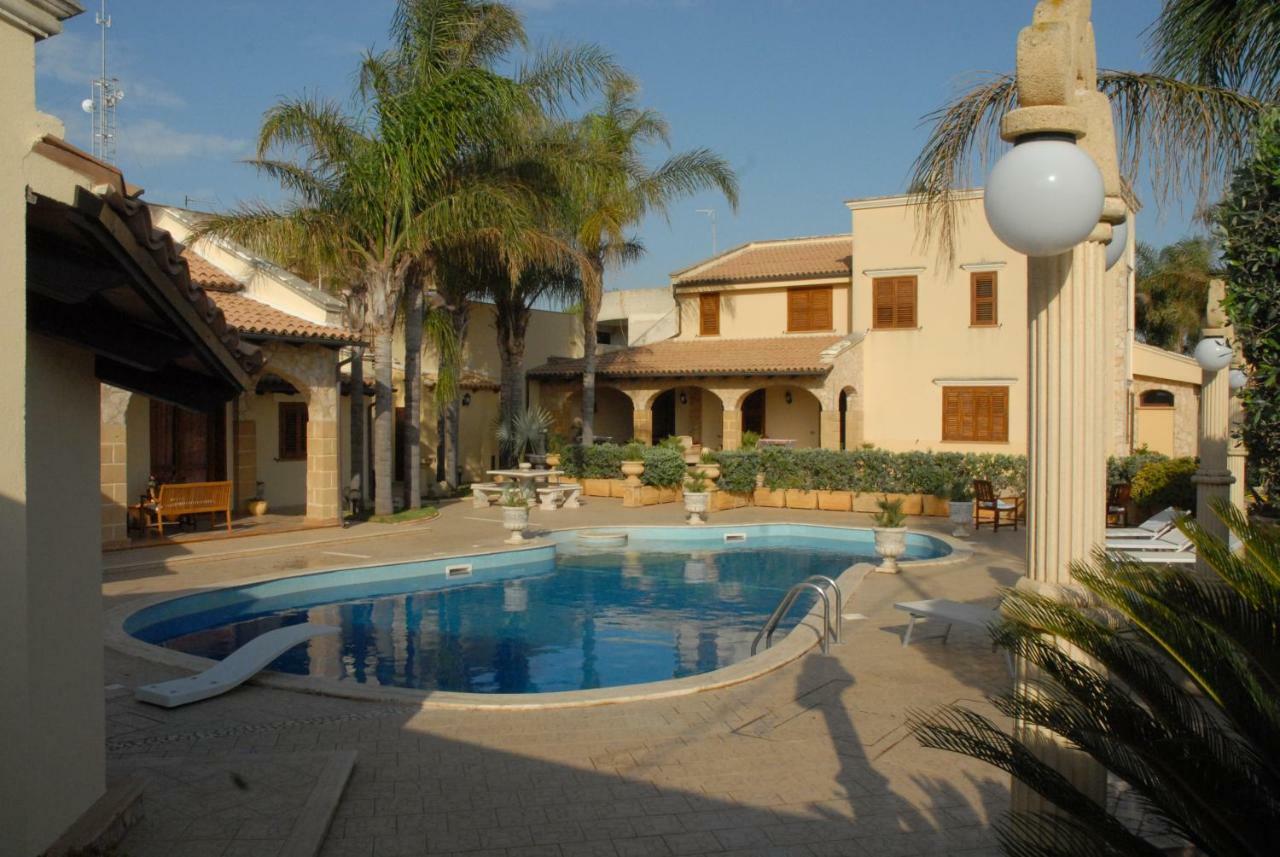 Suite Margarita Mazara del Vallo Exterior foto