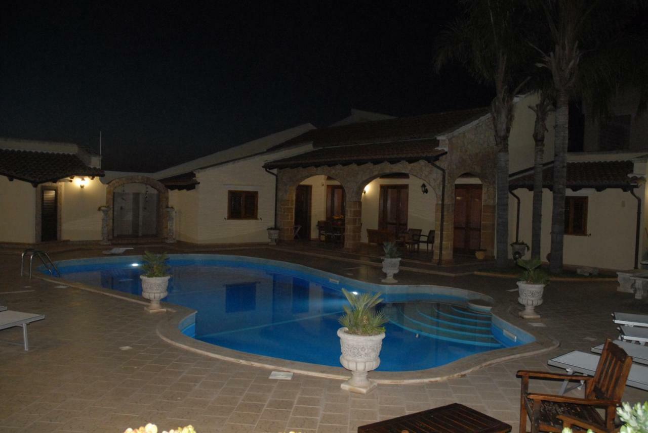 Suite Margarita Mazara del Vallo Exterior foto
