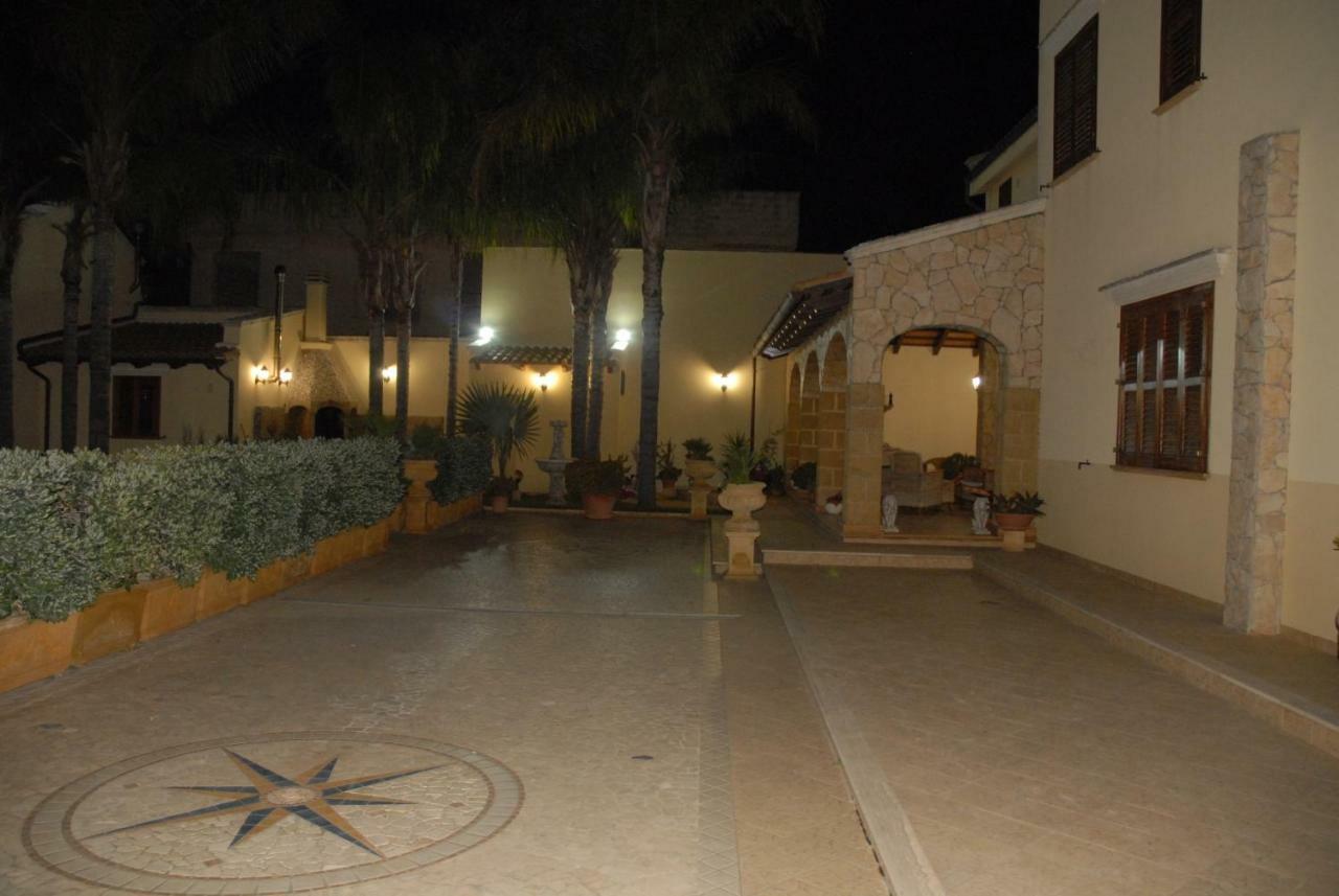 Suite Margarita Mazara del Vallo Exterior foto