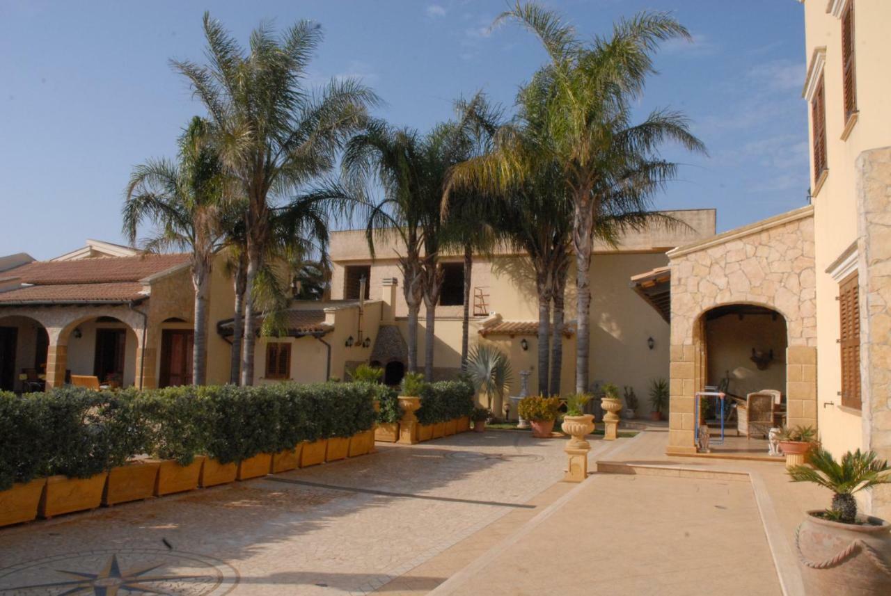 Suite Margarita Mazara del Vallo Exterior foto